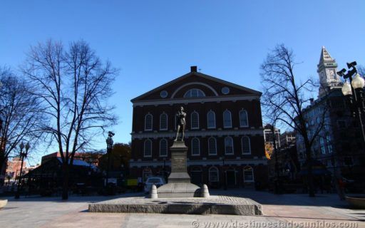 Estatua a Samuel Adams